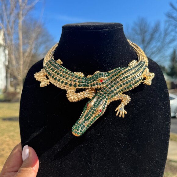 ALIGATOR DARK GREEN 2025 FAMILY NECKLACE - Picture 5 of 5